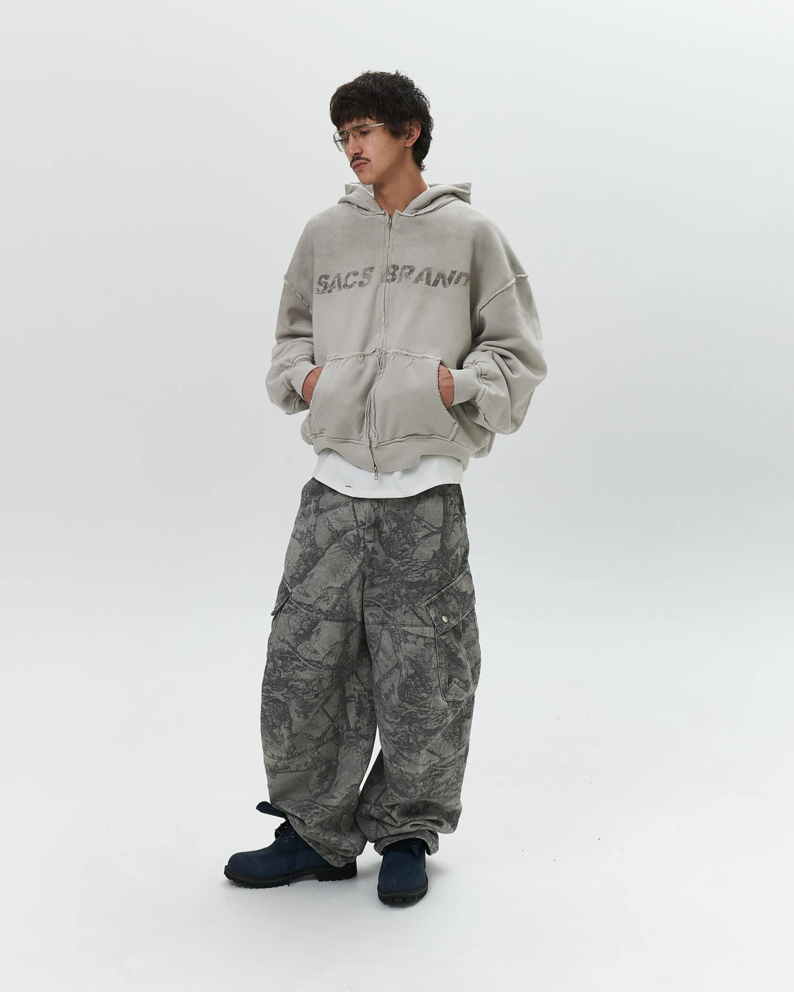 distressed zip «dirty cloud»