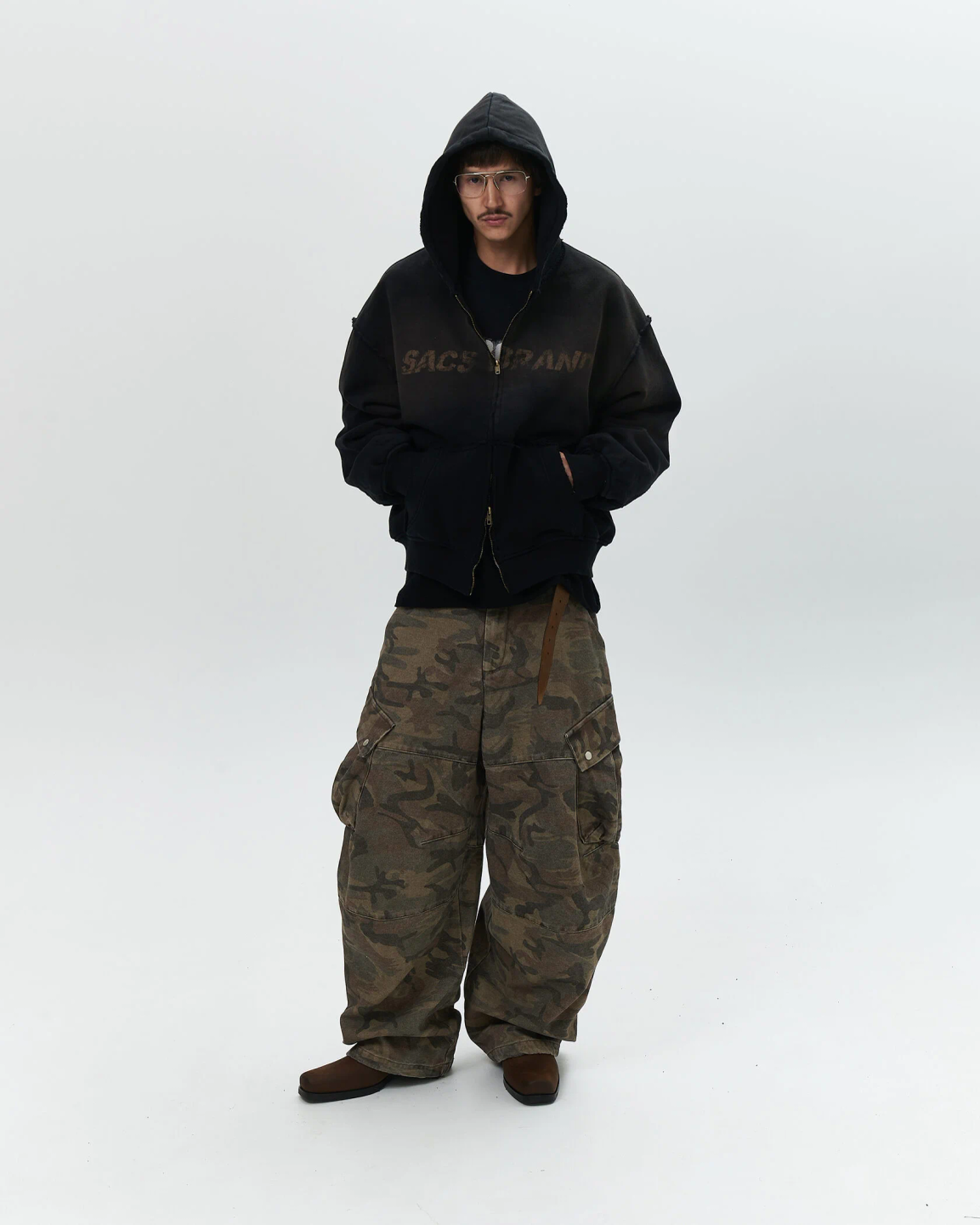 distressed zip «rusty»