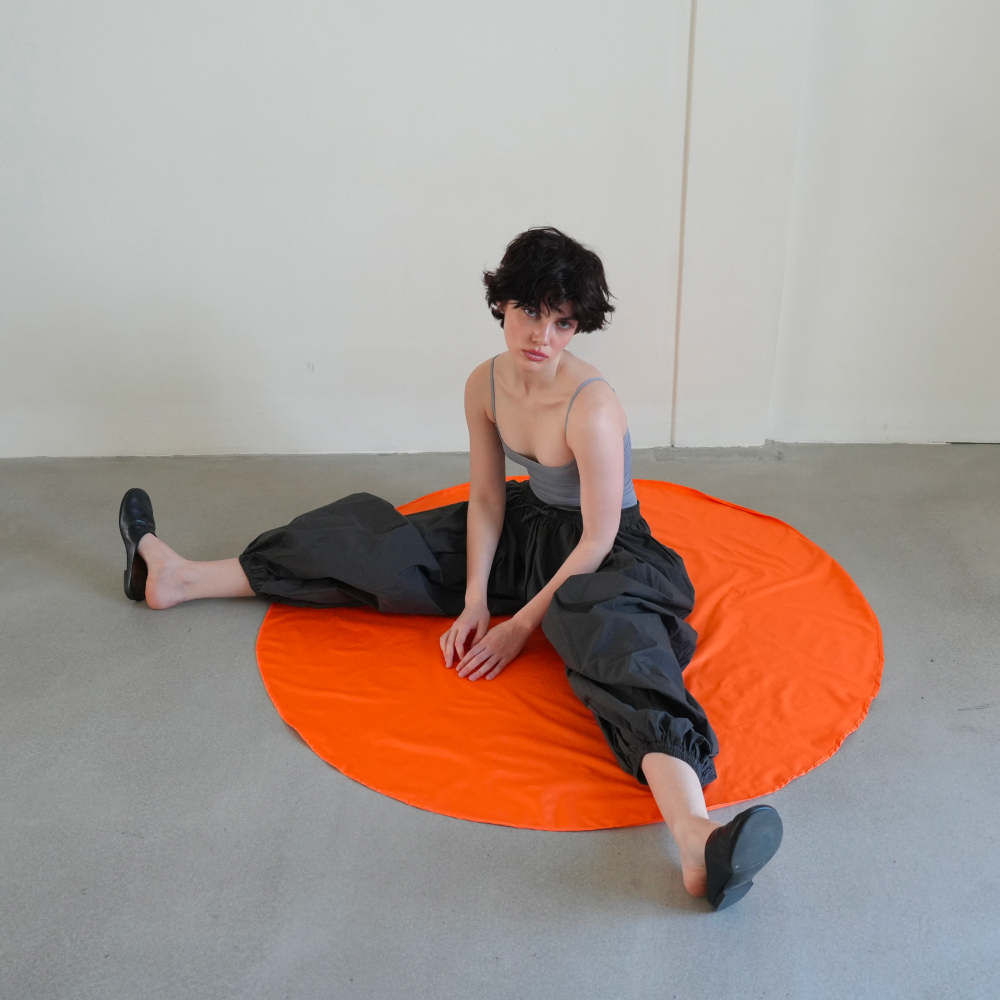orange. spot