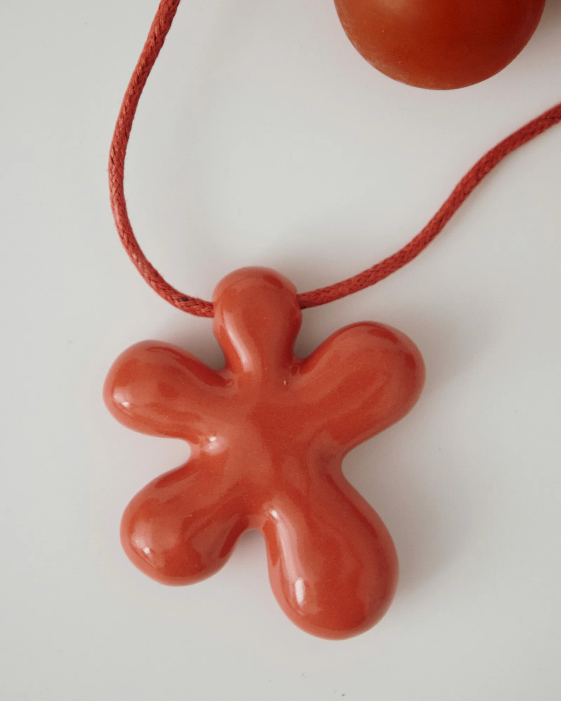 Подвеска Flower (red)