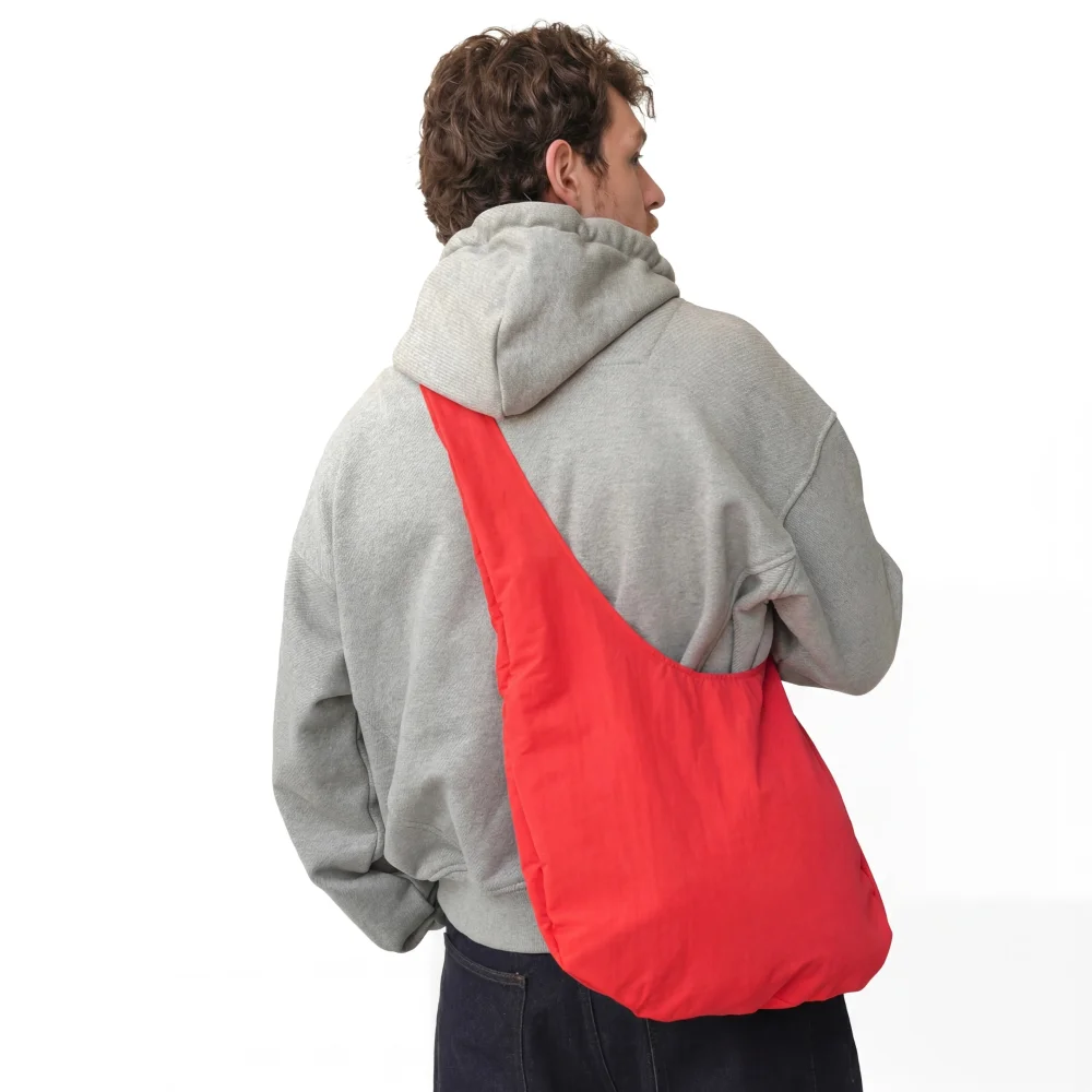 red. crossbody