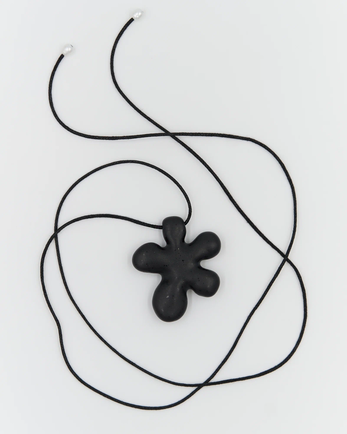 Подвеска Flower (black)