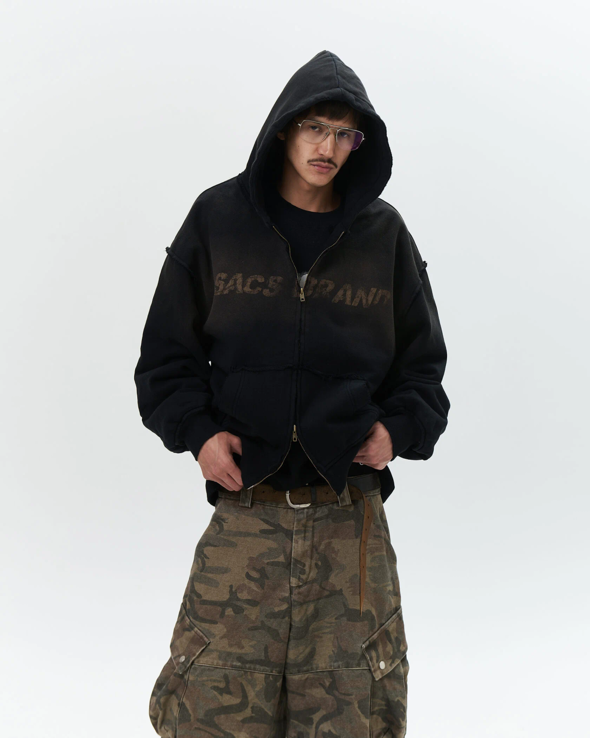distressed zip «rusty»