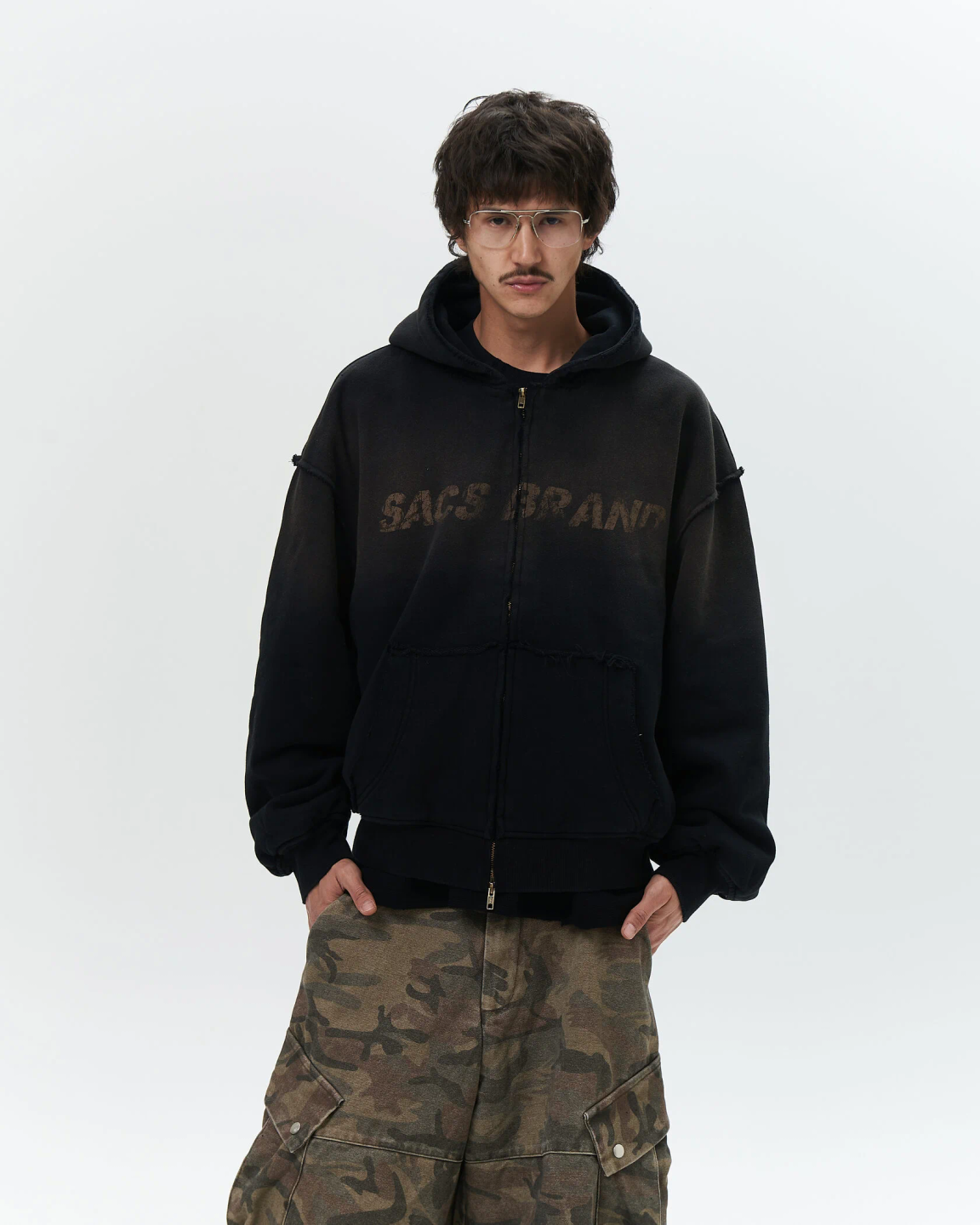 distressed zip «rusty»
