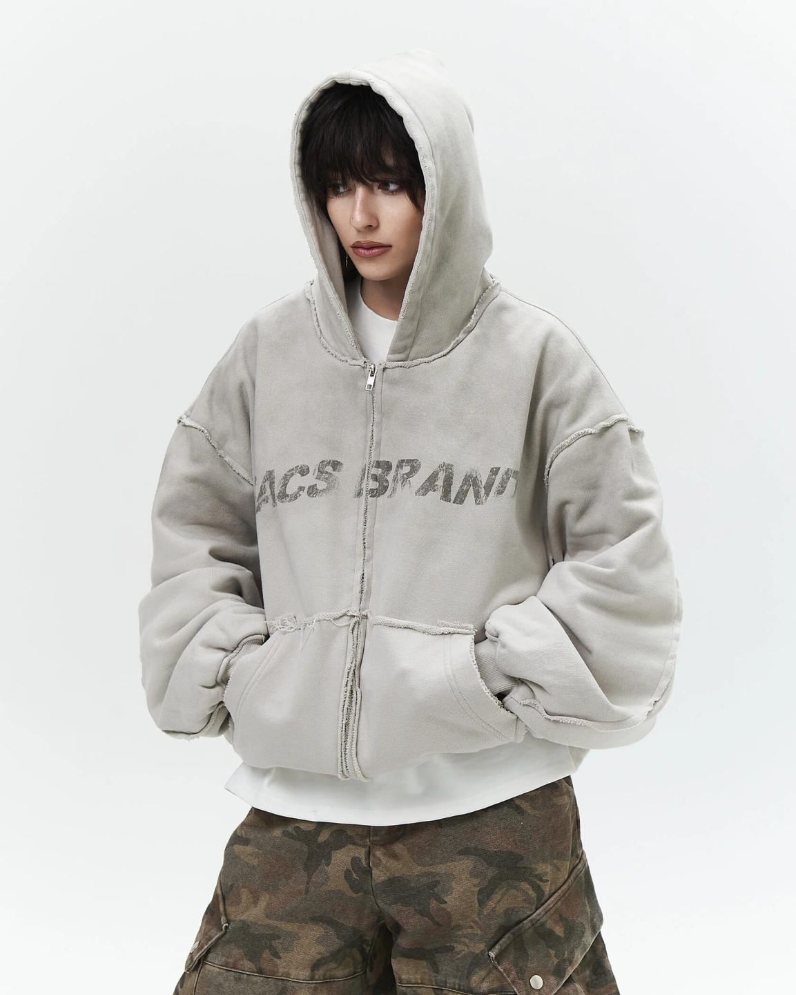 distressed zip «dirty cloud»