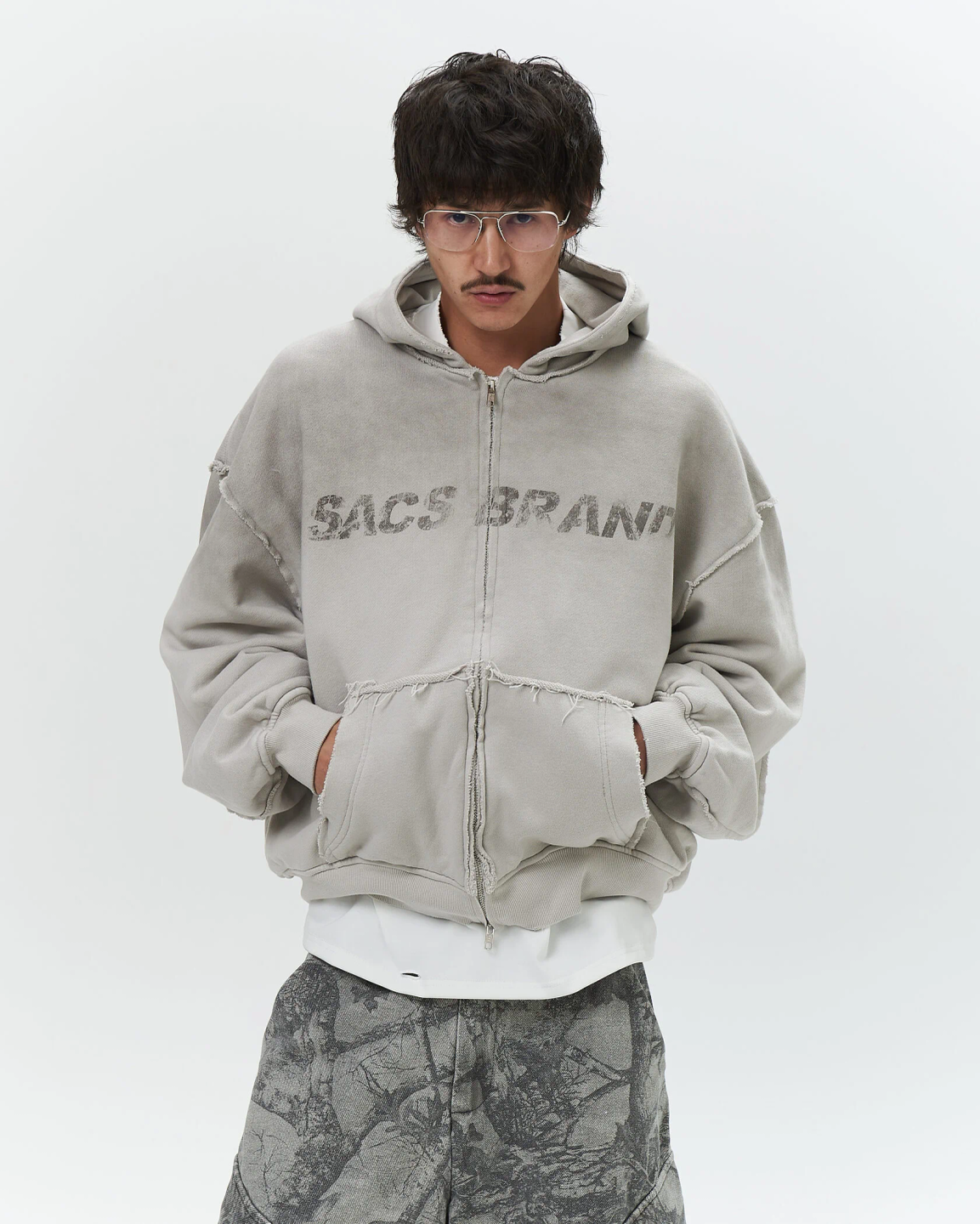distressed zip «dirty cloud»